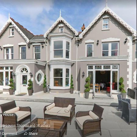Llwyn Country House 래넬리 외부 사진