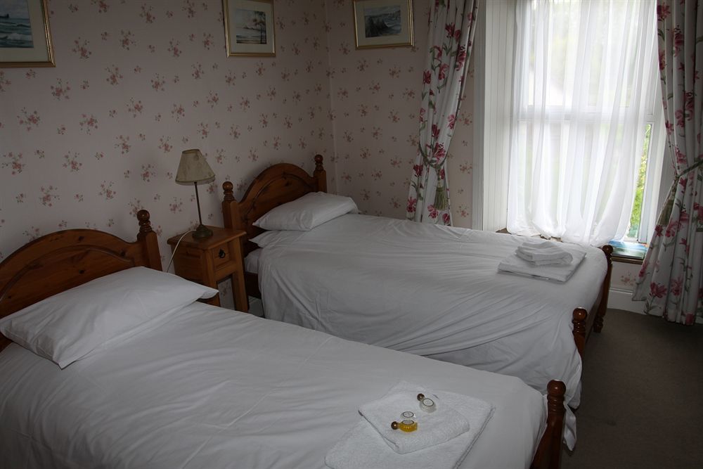Llwyn Country House 래넬리 외부 사진